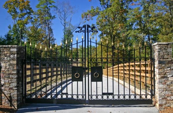 Knoxville Driveway Gate Service